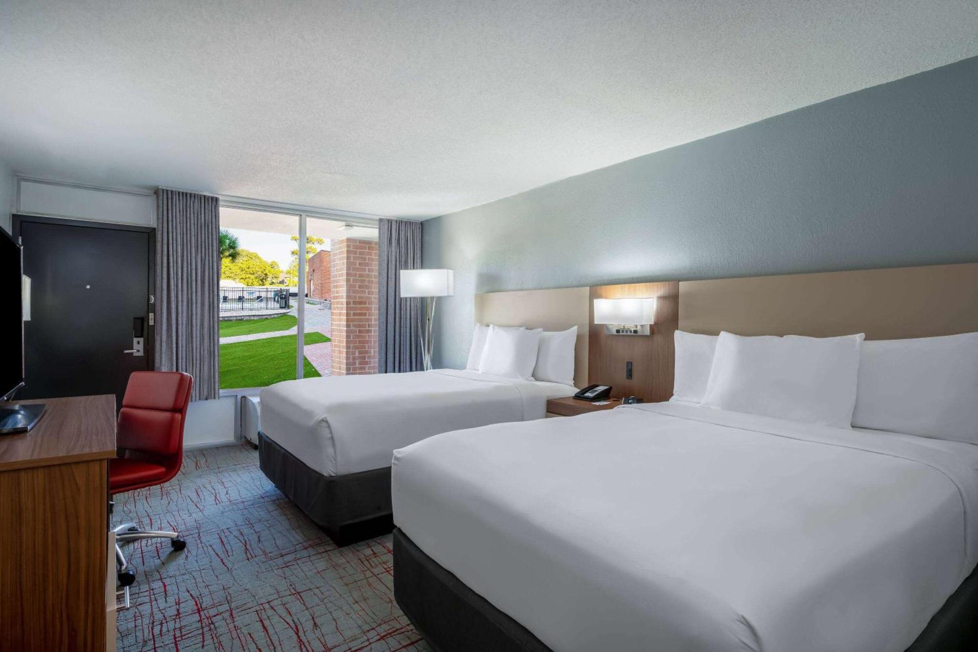 فندق Wyndham Garden Columbia-Ft Jackson المظهر الخارجي الصورة